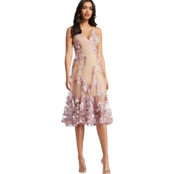 Dress the Population Dresses & Skirts - Dress the Population Audrey Dress XS Pink 3D Floral Lace Plunge Fairycore Midi